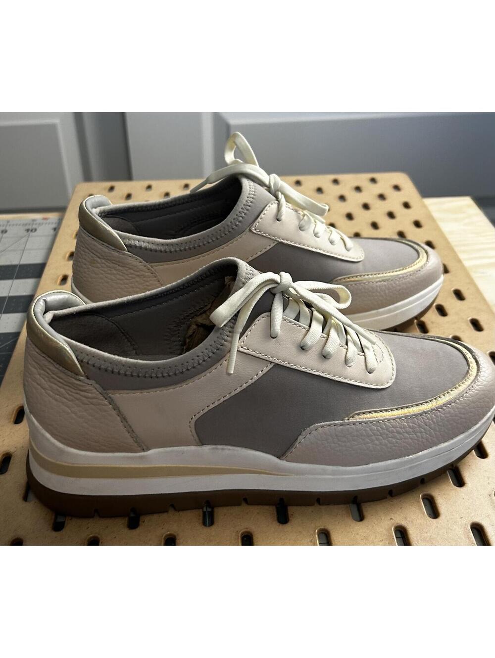 Casual Neutral Tone Sneakers with Gold Accent